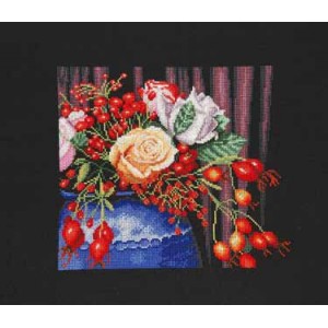 Набор для вышивания арт.LANARTE-145756А Букет из роз и шиповника